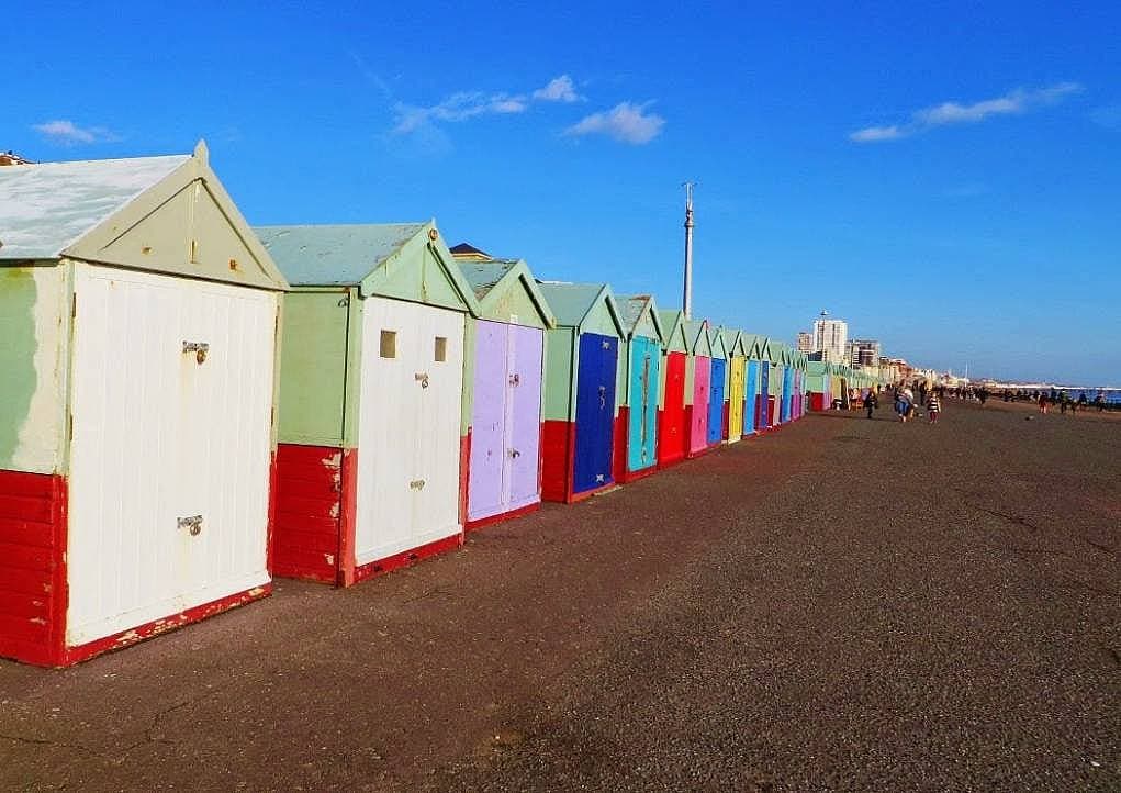10. Hove Sahil Kulübeleri