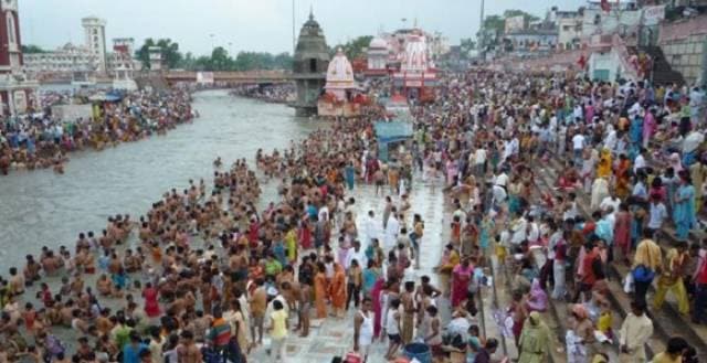 4. Çılgın kalabalığın ortasında kalırsınız.