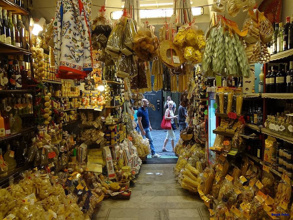 15. Bakkal amcadan alışveriş