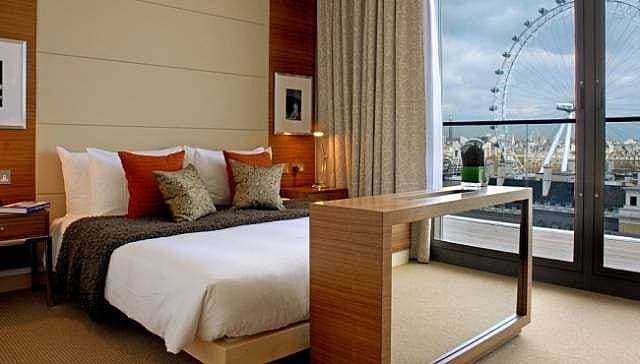 2. Konaklama seçeneği çoktur.