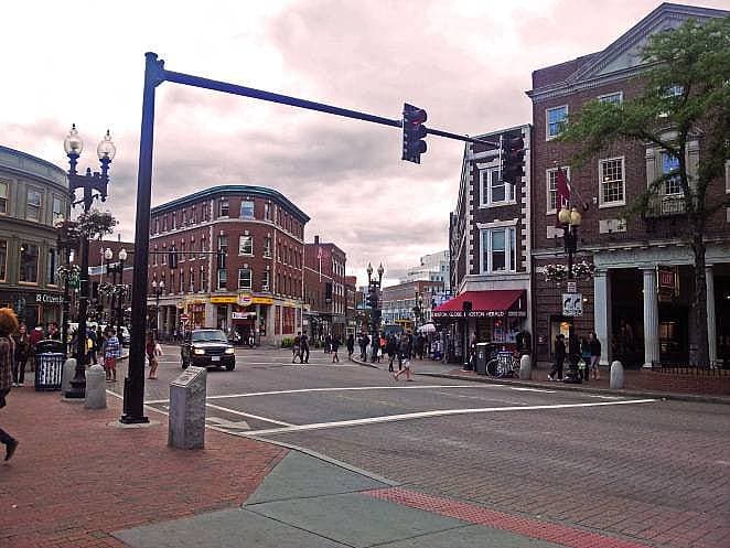 8. Kulağımda kulaklık, gözümde yollar..