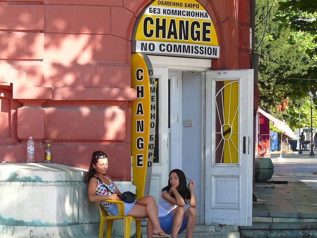 6. Dövizcilere dikkat edin.