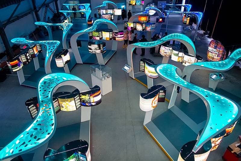 1. Dünyanın en gelişmiş teknolojisine sahip ülkelerinden biri.