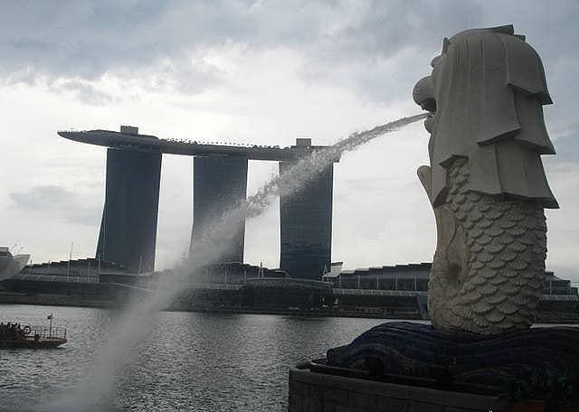 2. Merlion Meydanı'nda Merlion Heykelini fotoğraflamadan olmaz.
