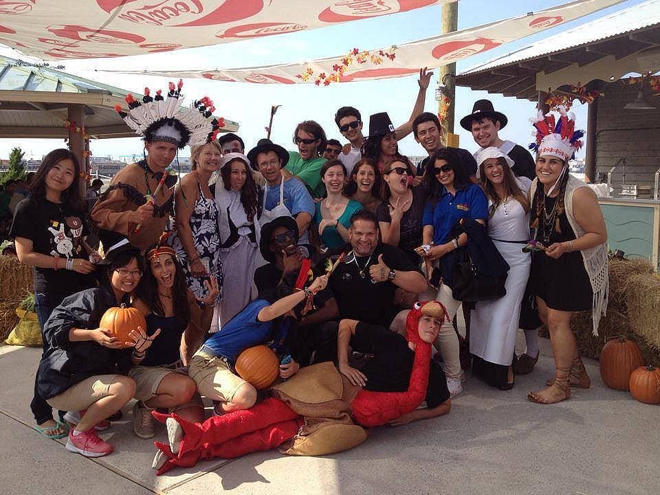 5. Farklı kültür ve arkadaşlıkların buluştuğu yerdir.