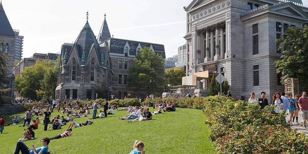 5. Dünyanın en iyi üniversitelerine ev sahipliği yapar.