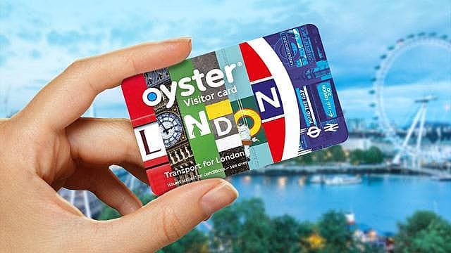 1. Visitor Oyster Card sahibi olun.