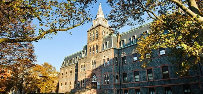 3. Stevens Teknoloji Üniversitesi - New Jersey