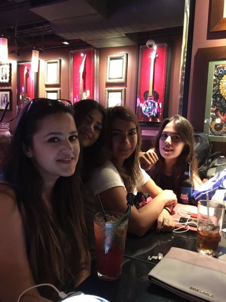 10. İnanılmaz güzel dostluklar edindim.