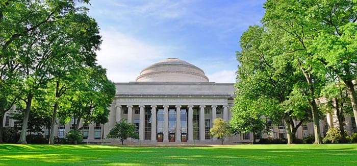 1. Massachusetts Teknoloji Üniveristesi (MIT)