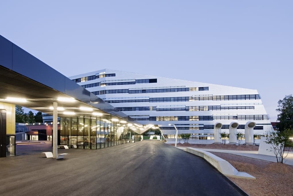 5. Johannes Kepler Universitesi