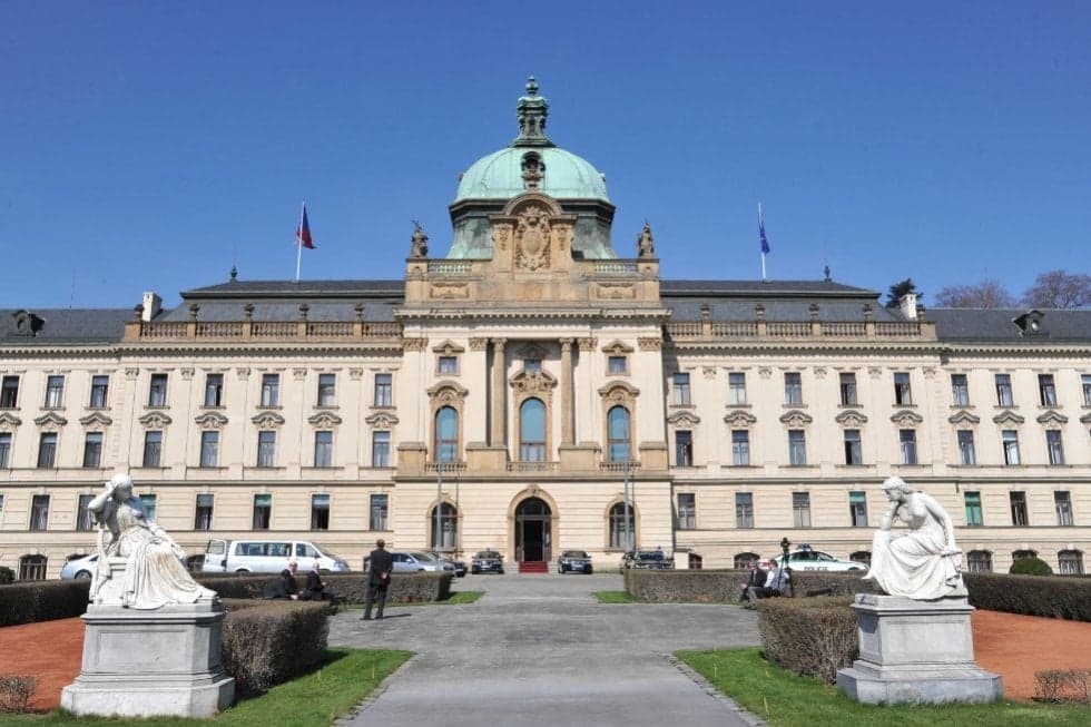 2. Çek Teknik Üniversitesi