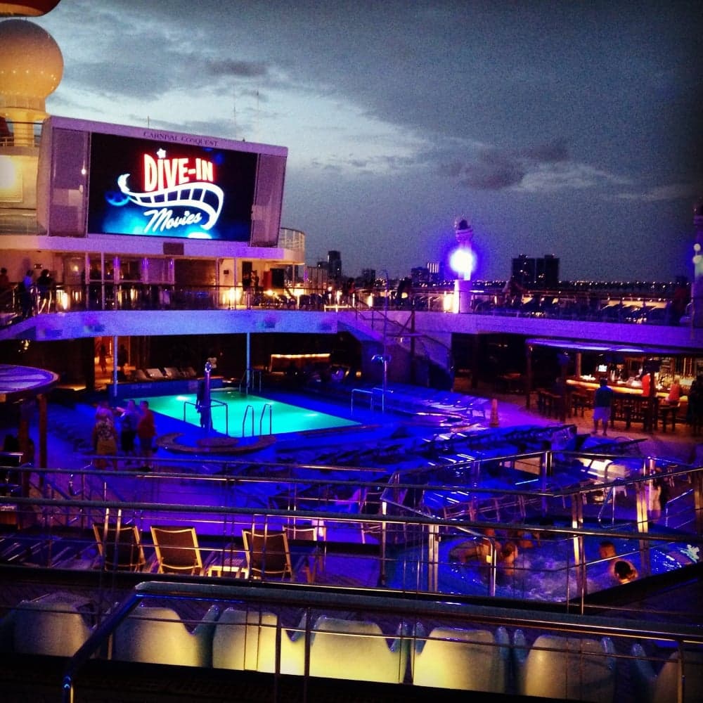 1. Bu gemi batmaz dimi Jack?