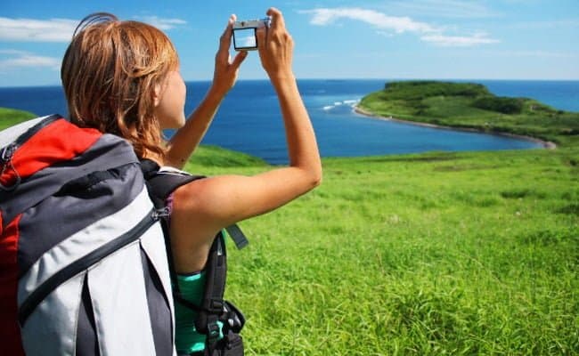 12. “Gezmek bir zamanlar insan ve evren arasında var olan uyumu tekrar kurar.” – Anatole France