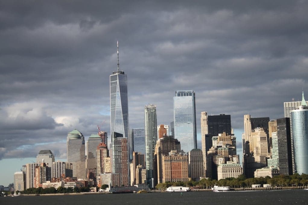 2. Özgürlük heykeli ve muhteşem Manhattan manzarasına geldik.