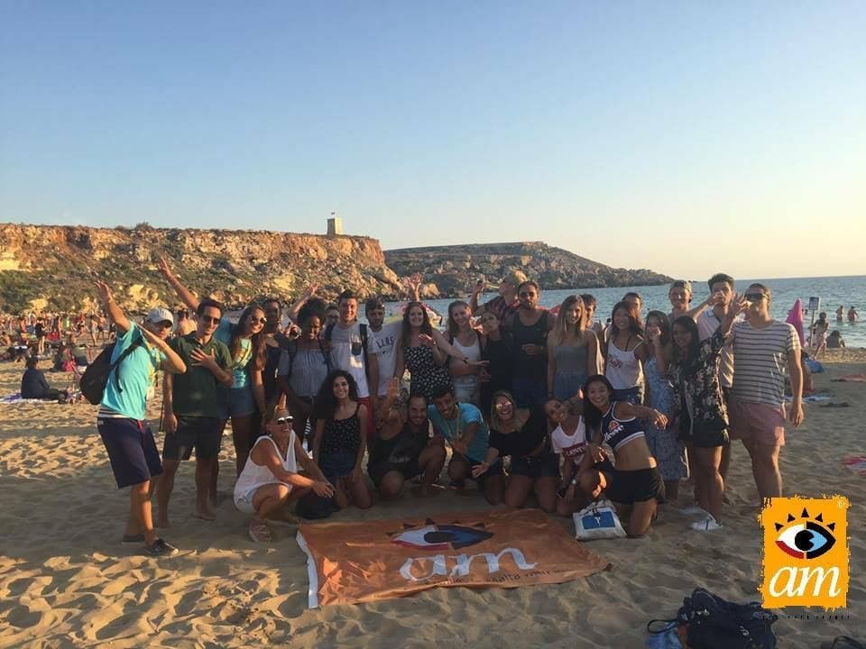 6. Barbekü partisine katılın.