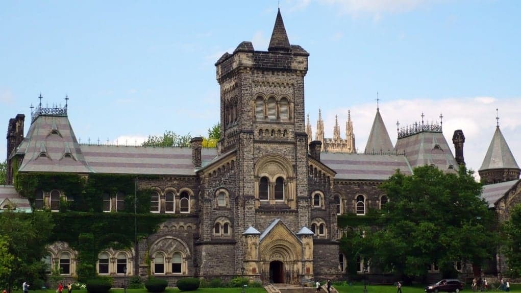 1. Toronto Üniversitesi