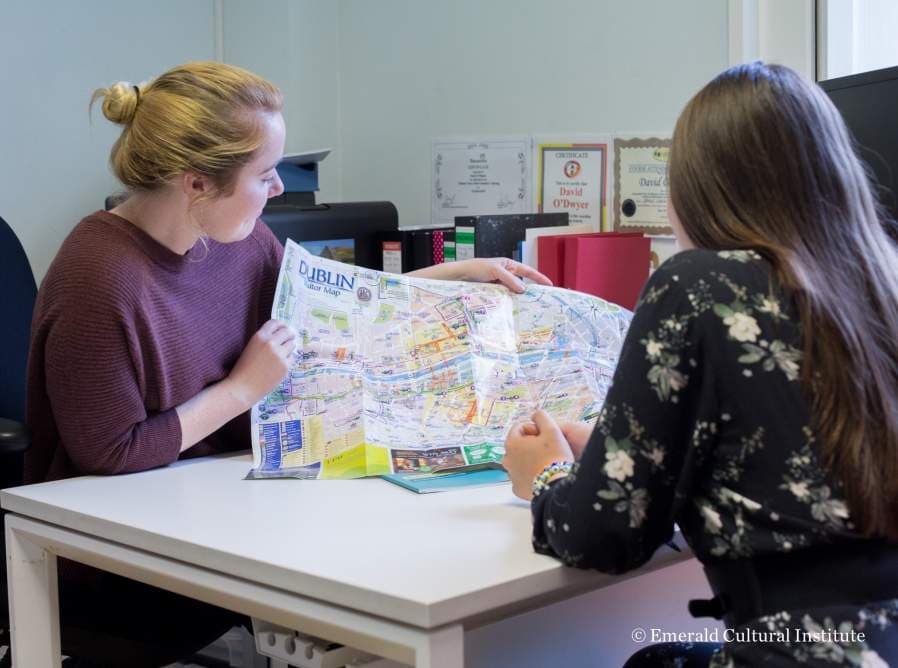 11. Emerald dil okulu ama hangisi?