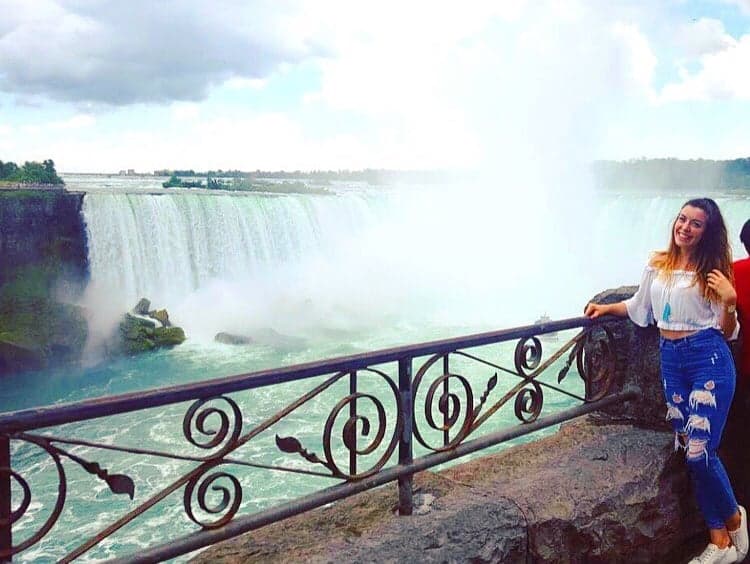 15. Dünya harikası olan Niagara Şelalesi