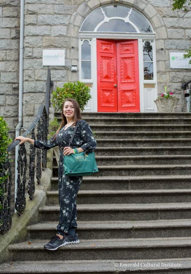 8. Şehir merkezinden uzak ama nedeni var!