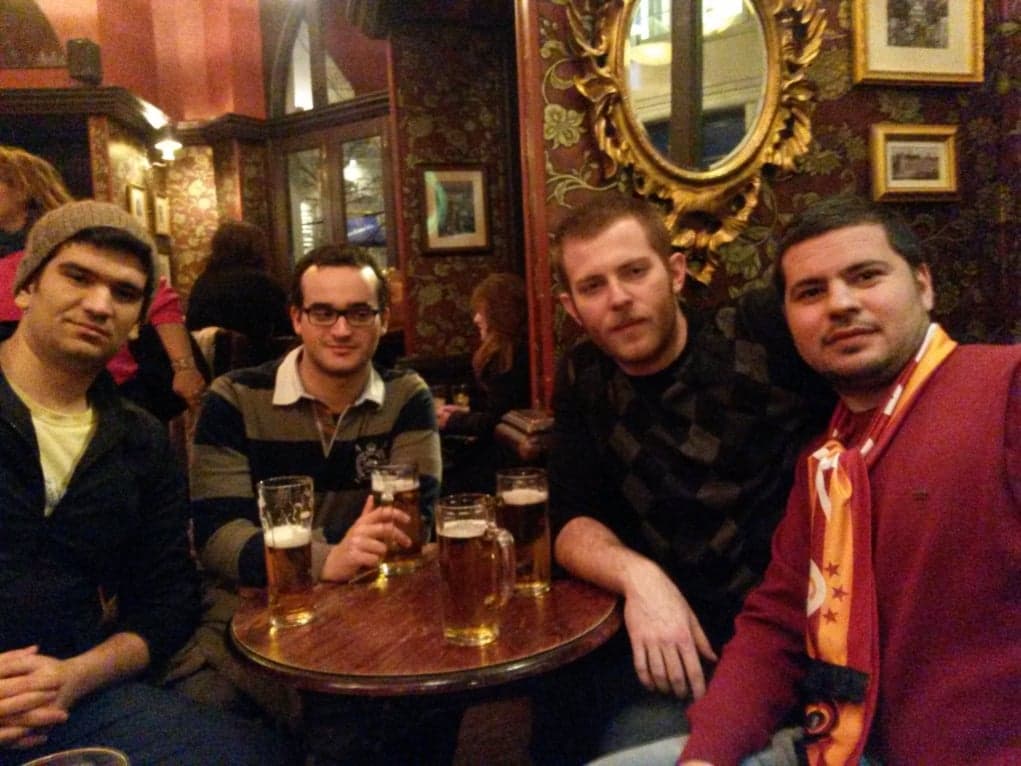 7. Yabancı dil pratiği yaparsınız.