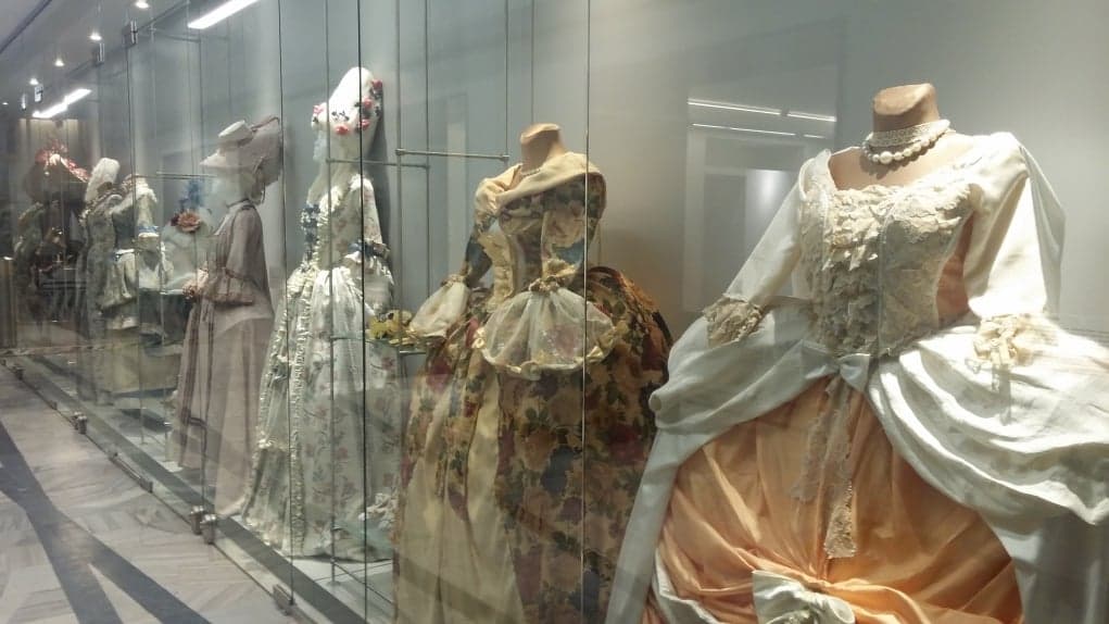 12. Her şehirde mutlaka bir müze görmeye çalıştım.