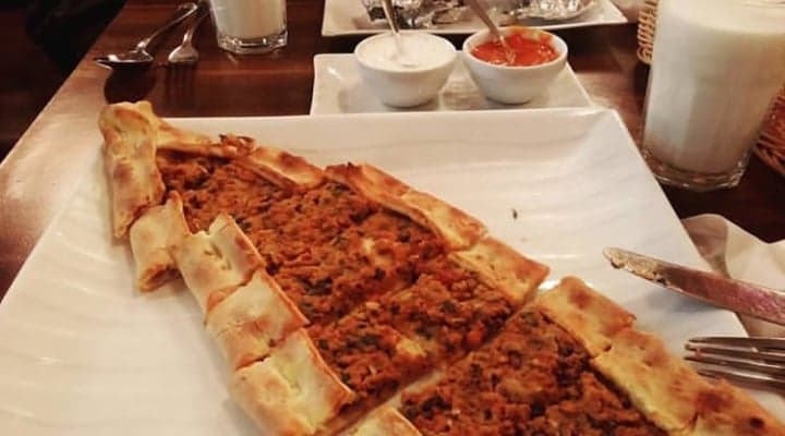 2. Aç kalmak mı! Hem de birçok kebap dükkanı varken? 