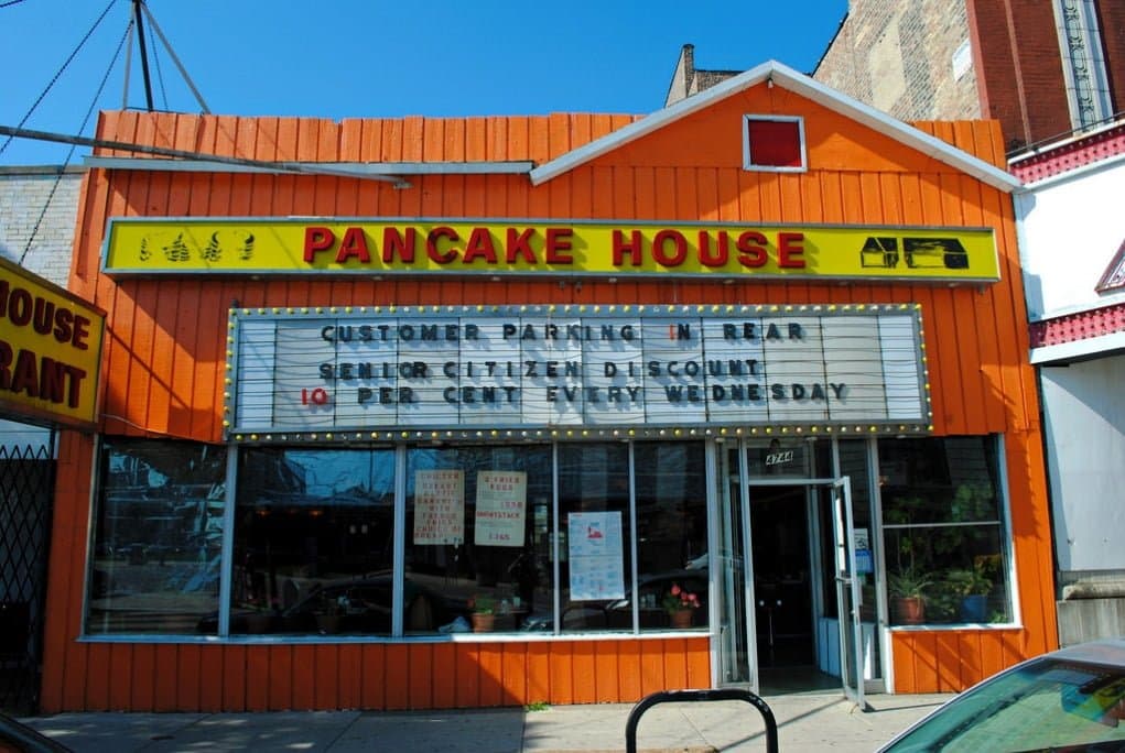 6. Golden House Restaurant & Pancake