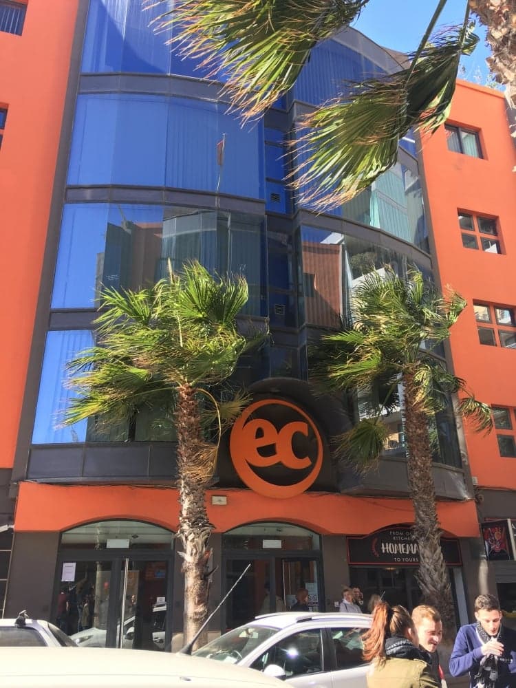 4. St. Julian's incisi EC dil okulu.