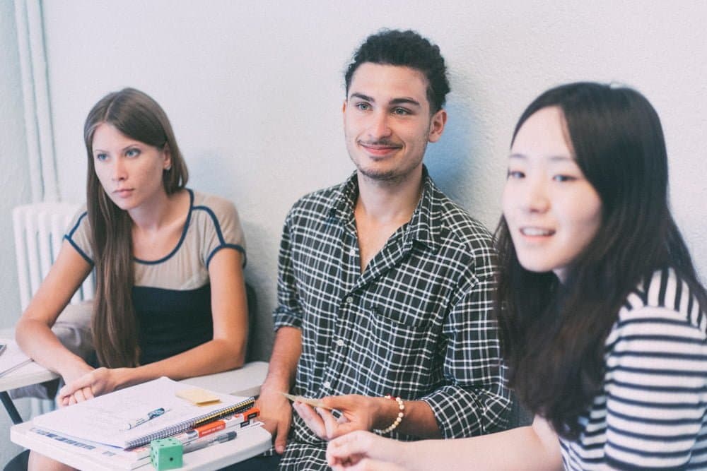 5. İspanya'da veya Latin Amerika'da okumak, çalışmak veya yaşamak istiyorsanız İspanyolca öğrenmelisiniz!