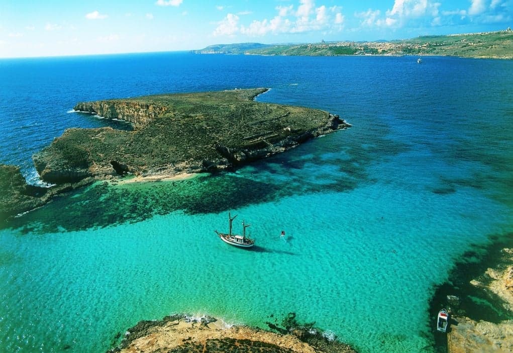 Akdeniz'de Masmavi Bir Ada Ülkesi: Malta