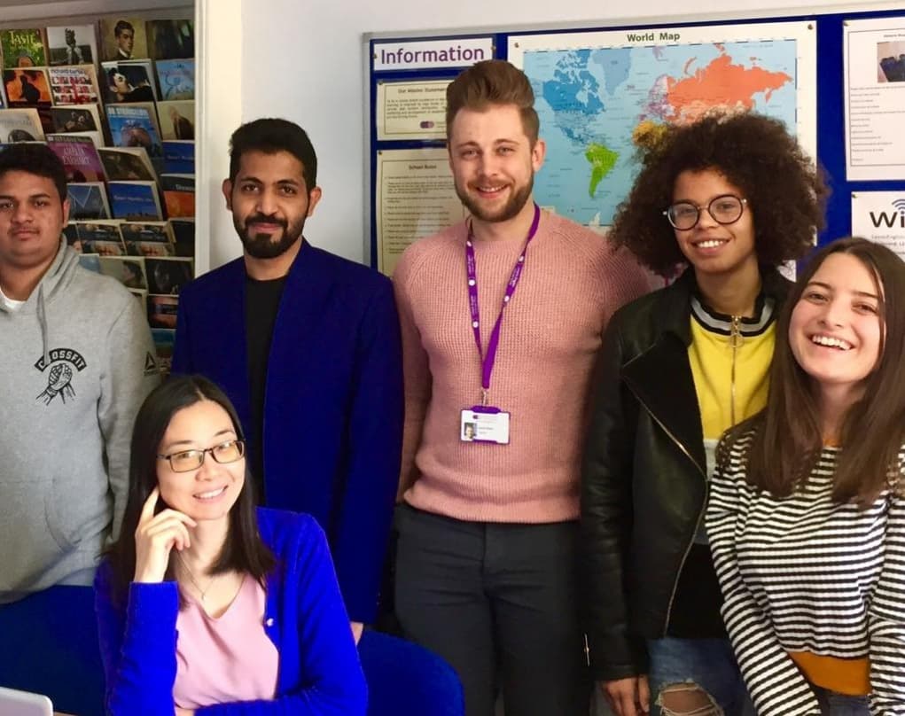 İngiltere Dil Okulunda Bir Gün Nasıl Geçer?