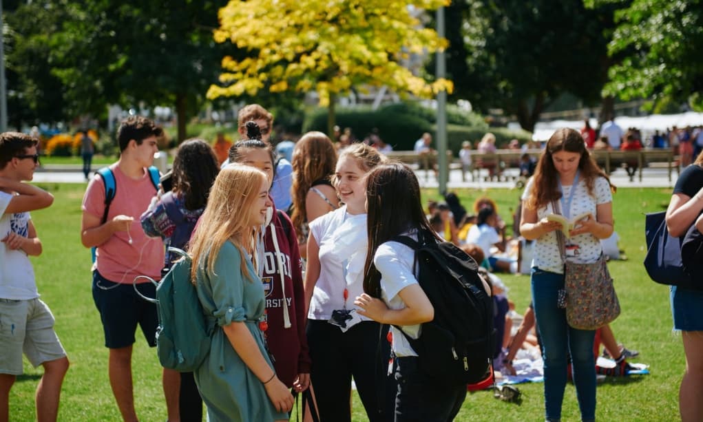 Ebeveynlerin Yeni Gözdesi Yurtdışı Yaz Okulları