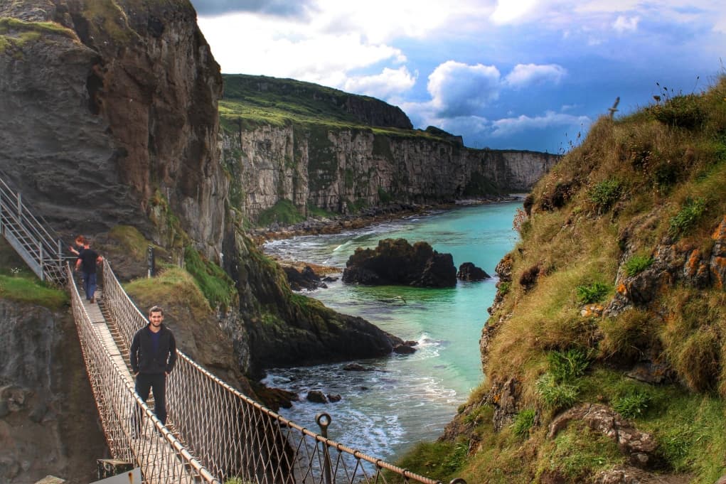 1. İrlanda'da uzun dönem dil eğitimi alarak çalışma izni alabilirsiniz.