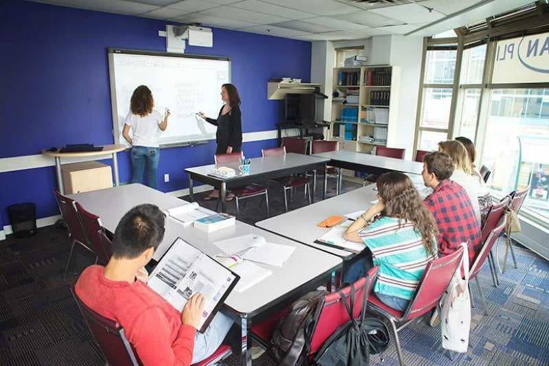 4. Yurt dışında sınavlara hazırlık kurslarına katılın.⁠