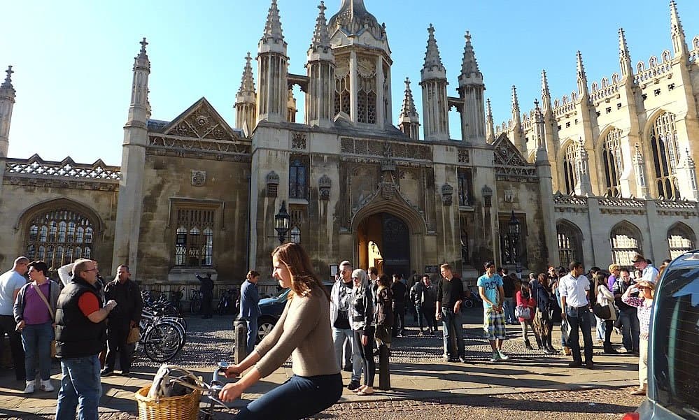 9. Almanya'da üniversite ücretsizdir.