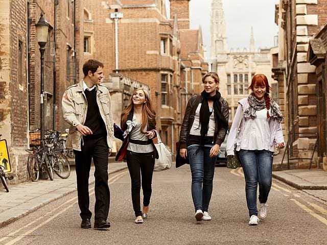 8. Herkesin amacı aynı, sadece eğitim.