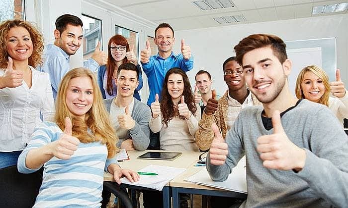 10. Danimarka hükümeti uluslararası öğrencilere birçok imkan sağlıyor.