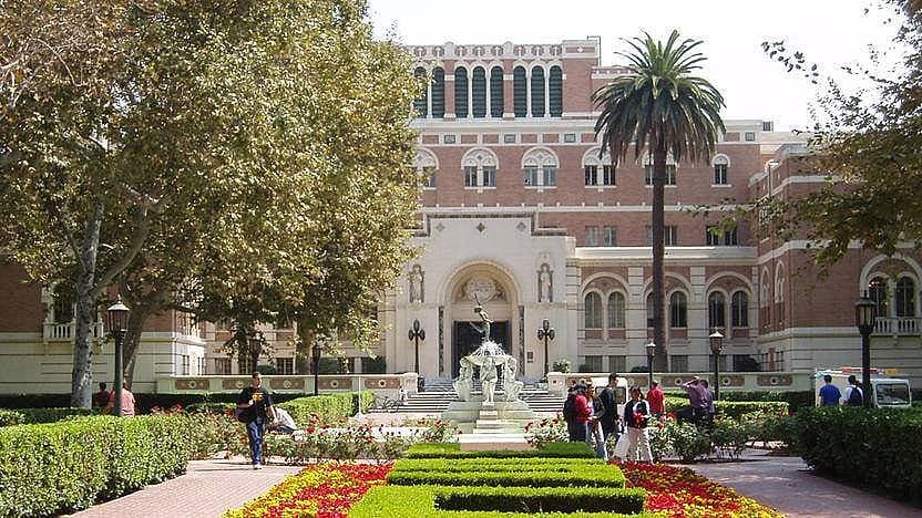 18. Kaliforniya Üniversitesi (San Francisco) (ABD)