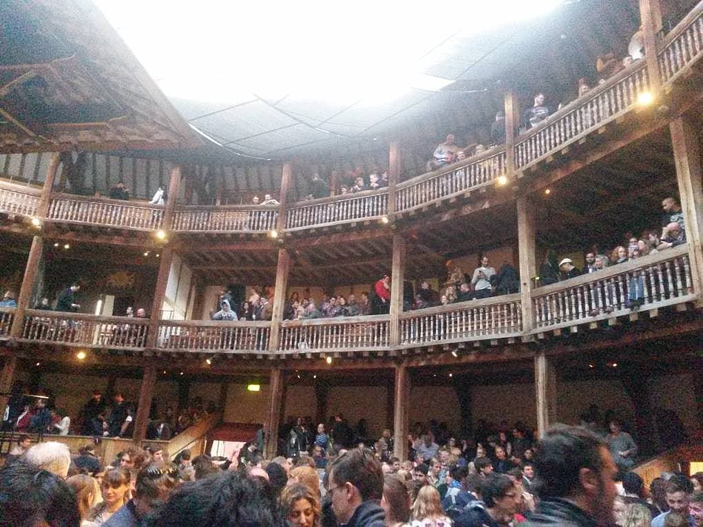 9. Shakespeare'in tiyatro oyununu asla unutamayacağım.