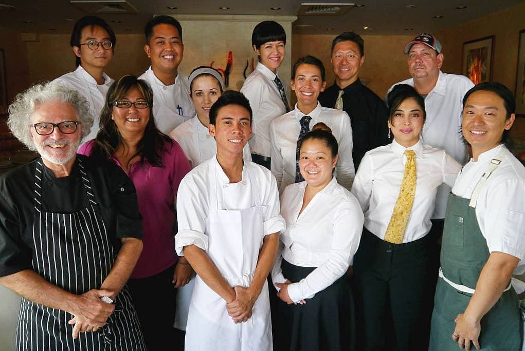 3. Çok uluslu bir ortamda çalışmanın avantajlarına sahip olursunuz.