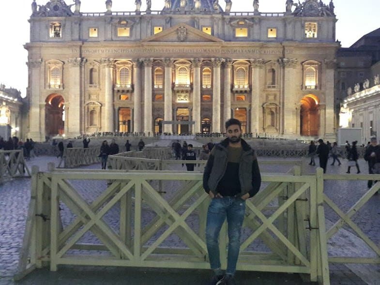 8. Vatikan'ın görülmesi gereken yerlerinde büyülenin.