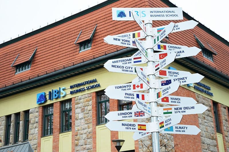 2. IBS Üniversitesi