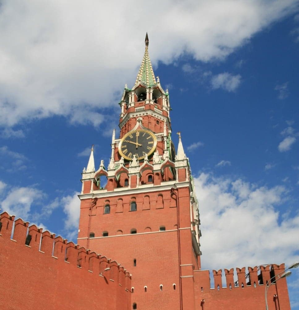 6. Spasskaya Kulesi / Moskova, Rusya