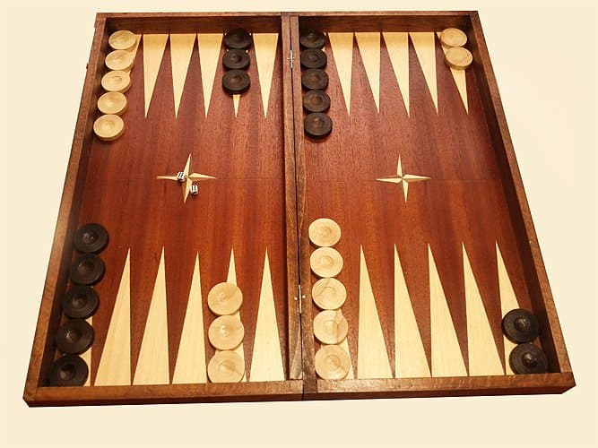 5. Tavla vb. Türk oyunlarını öğretin.