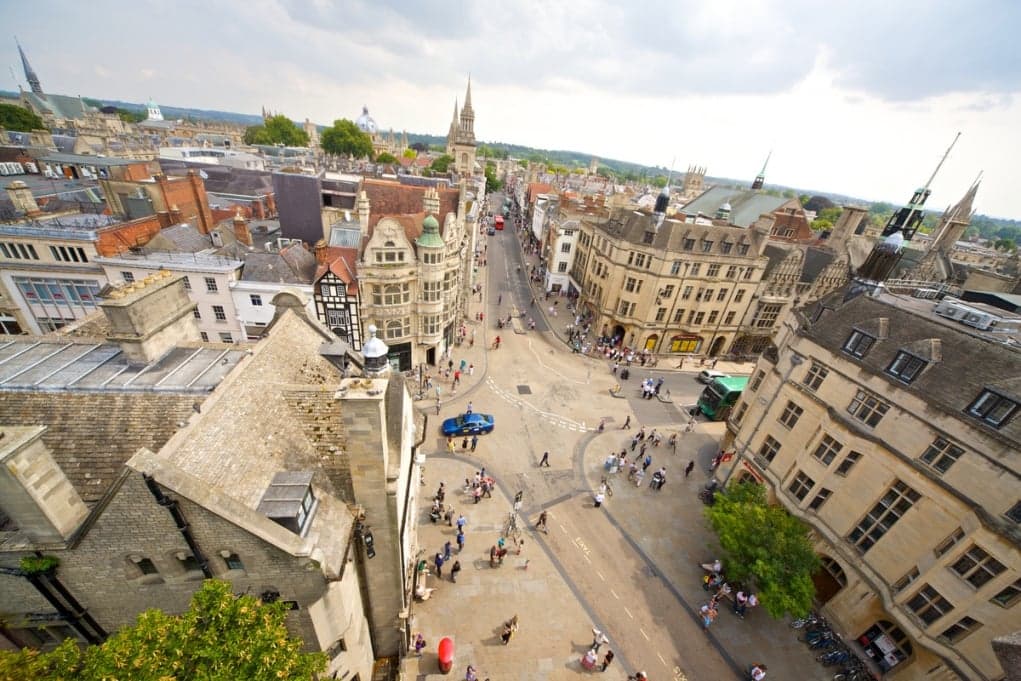 Oxford'da Dil Eğitimi Alabileceğiniz En İyi 8 Dil Okulu