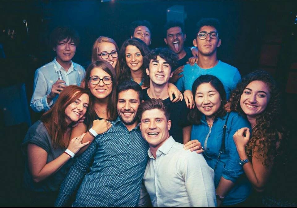 4. Ya sosyal faaliyetler?