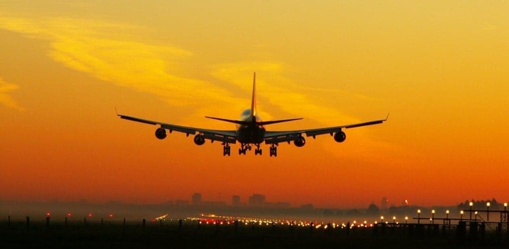 1. Türkçe konuşmayı uçağa bindikten sonra unutun!