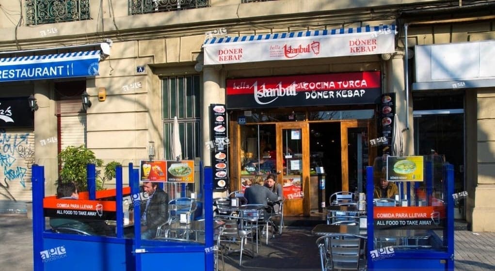 7. Tavuk döner ve et döneri aynı fiyata alabilirsiniz.