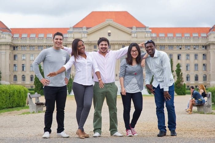 Macaristan'da Üniversite Eğitimi Hakkında Bilmeniz Gereken 5 Şey